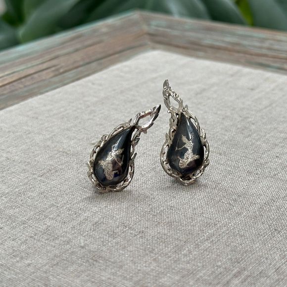 Vintage Siam Dancer Sterling Silver Black Niello Enamel Earrings Clip-on 50's - Picture 16 of 16